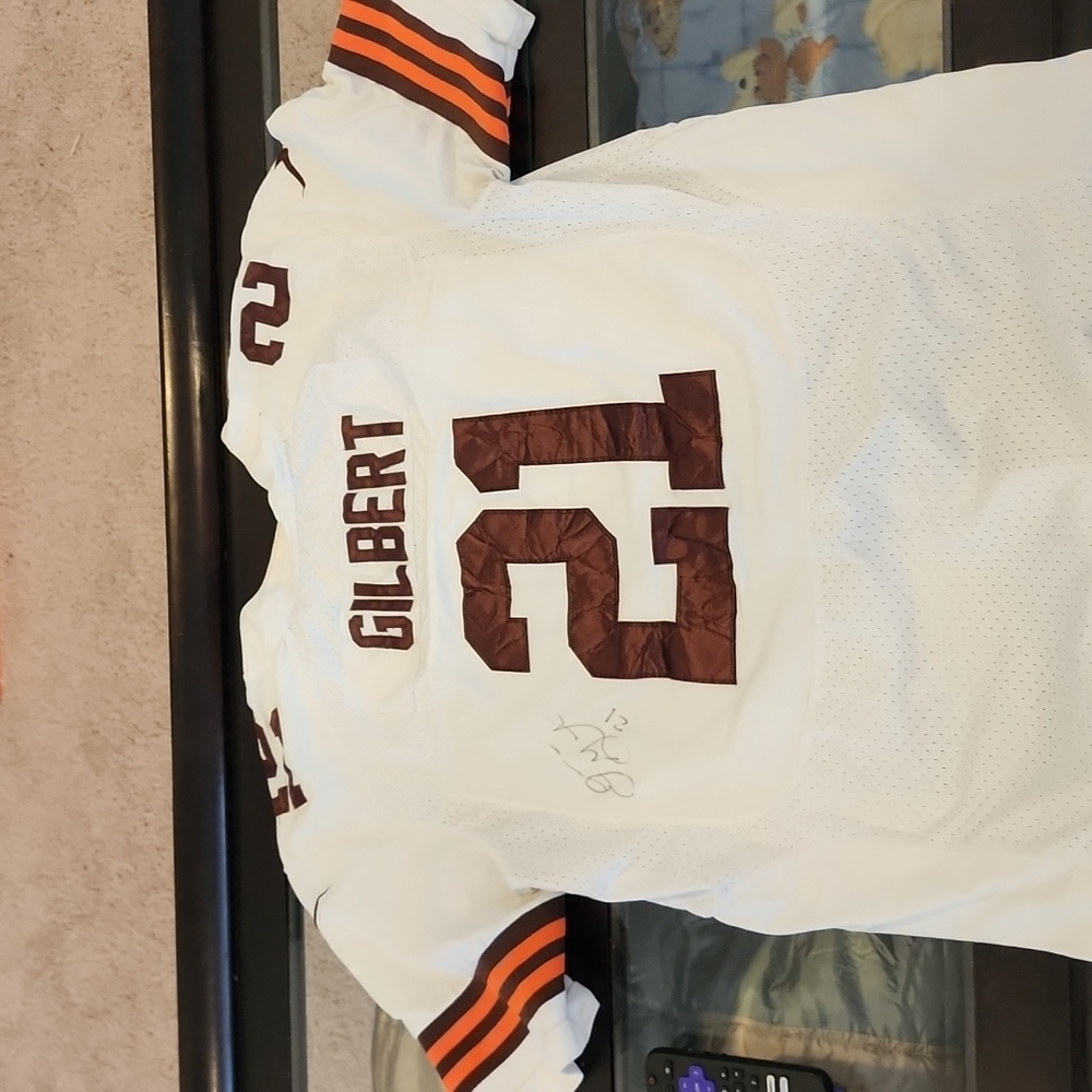Autographed Football Jersey Cleveland Browns #21 Gilbert